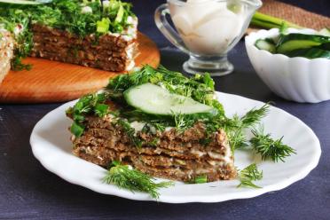 Holiday Beef Liver Cake: A Stunning Feast Centerpiece
