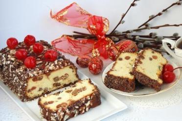Classic Lviv Cheesecake with Raisins