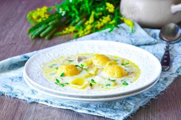 Creamy Cheese Ball Soup Delight