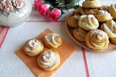 Cottage Cheese Rose Cookies