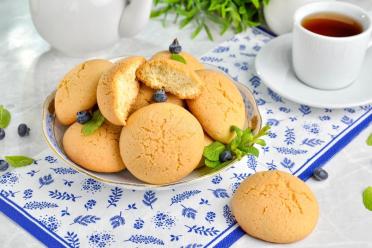 Quick & Easy Vegetable Oil Shortbread Cookies