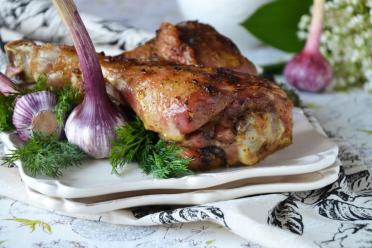 Garlic Baked Turkey Drumsticks