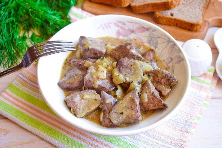Creamy Pork Liver Stew with Onions