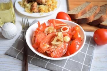 Tomato & Onion Pilaf Salad: A Fresh, Flavorful Side