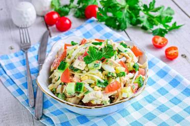 Quick Chicken & Pickled Onion Salad