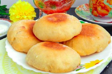 Pan-Fried Golden Buns