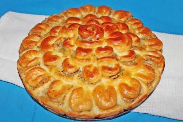 Chrysanthemum Meat and Cheese Pie