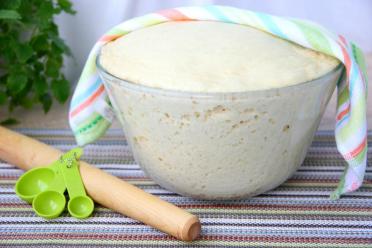 Universal Fluffy Sourdough Pie Dough