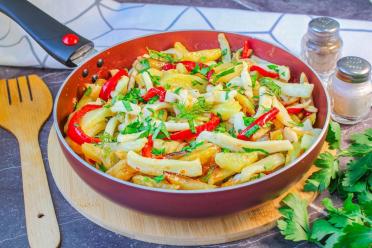 Pan-Fried Squid and Potatoes