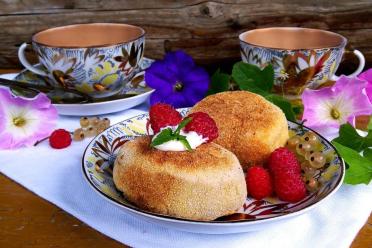 Flourless Semolina Cheesecakes