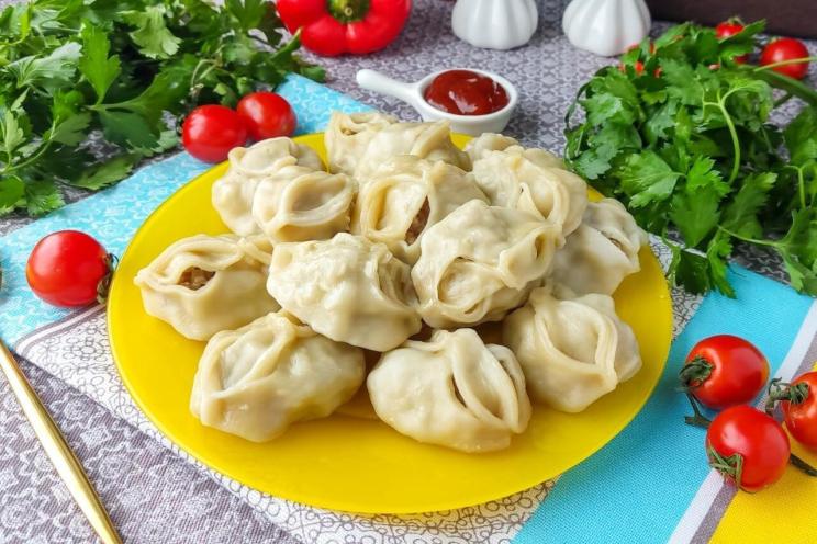 Juicy Meat and Potato Manti Recipe