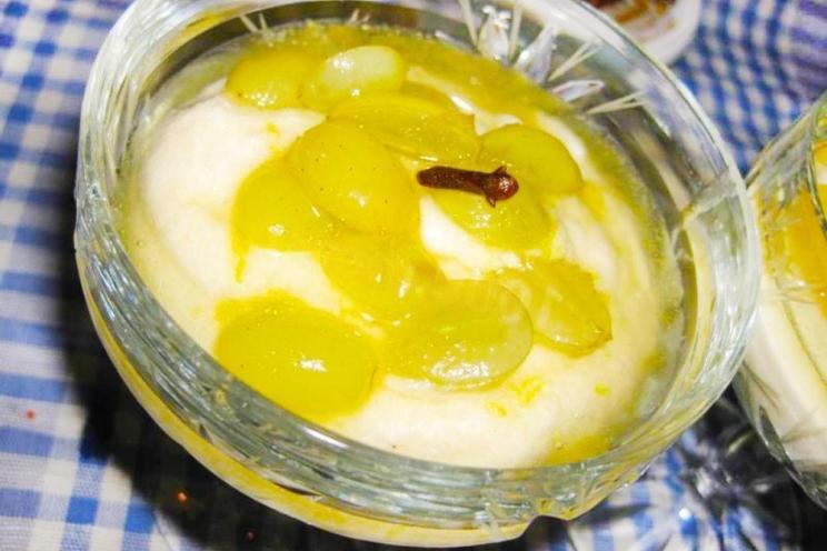 Mascarpone Pear Cream with Grapes