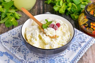Delicious Homemade Cottage Cheese