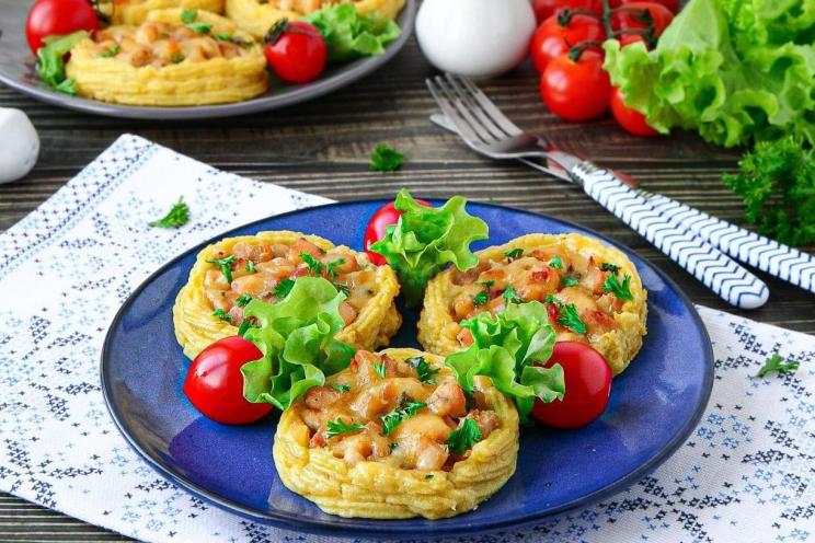 Chicken-Stuffed Potato Nests Chicken-Stuffed Potato Nests