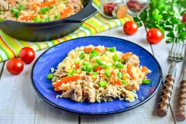 Easy One-Pan Chicken and Rice