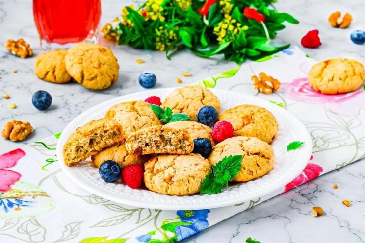 Easy Homemade Nut Cookies