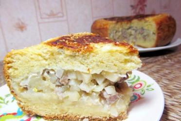 Slow Cooker Meat and Potato Pie