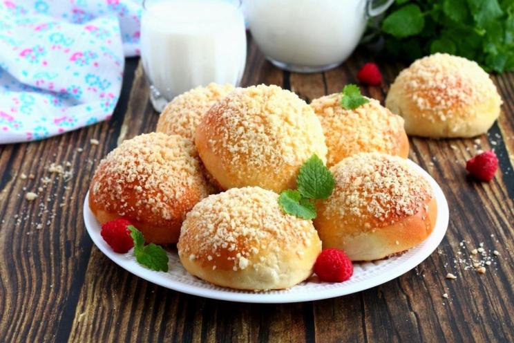 Fluffy Homemade Milk Buns