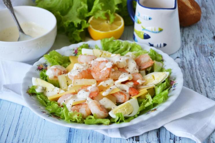 Tropical Shrimp Salad with Cheese and Pineapple