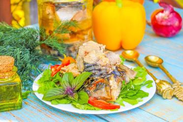 Melt-in-Your-Mouth Homemade Canned Mackerel