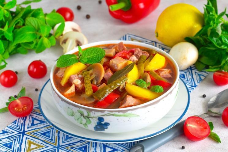 Hearty Mushroom and Meat Potato Soup