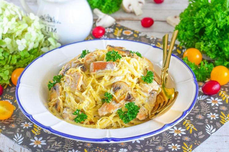 Creamy Chicken Pasta with Mushrooms