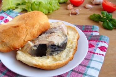 Baked Mackerel in Yeast Dough