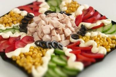 5-Minute Festive Salad