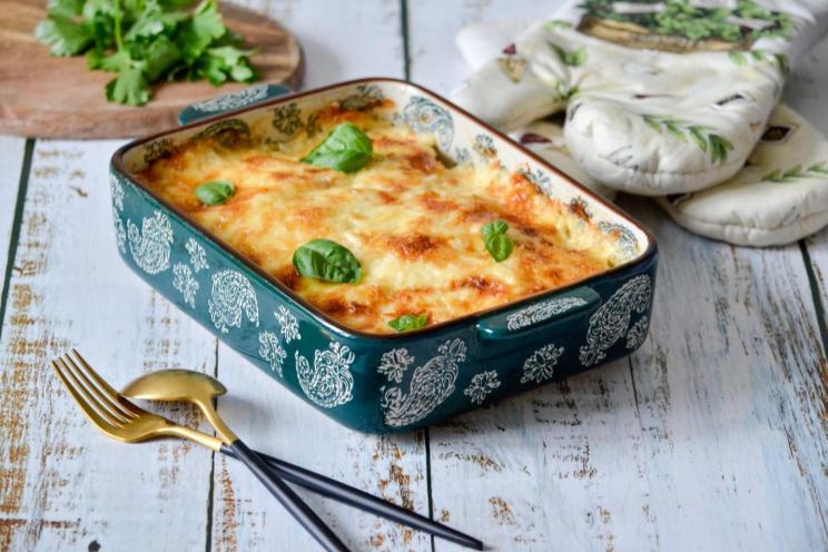Baked French Chicken Fillet with Tomatoes and Cheese Baked French Chicken Fillet with Tomatoes and Cheese
