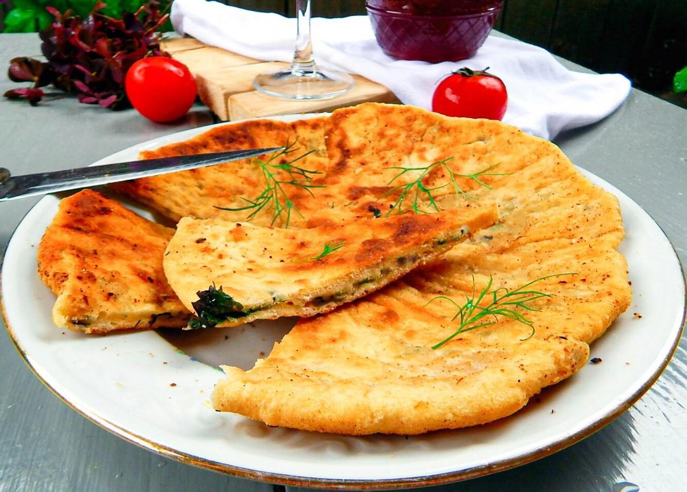 Georgian Bean-Filled Flatbreads: Easy and Delicious!