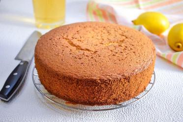 Easy Lemon Sponge Cake Recipe