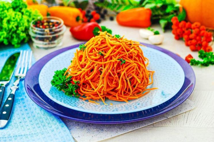 Classic French Carrot Salad