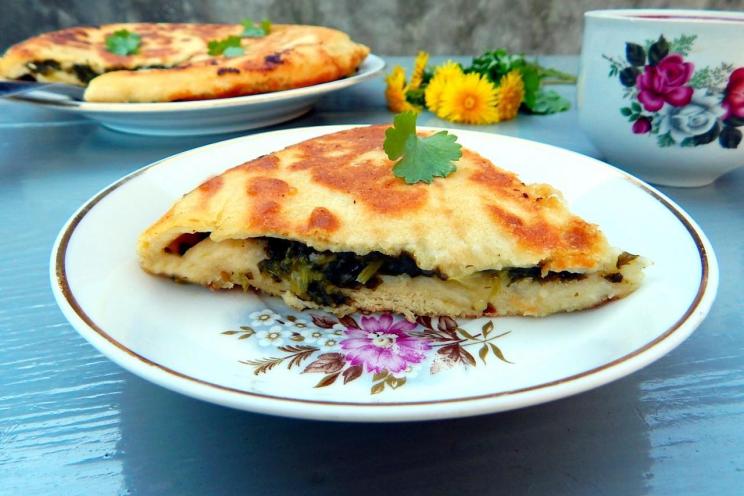Easy Pan-Fried Kefir Flatbreads with Delicious Fillings Easy Pan-Fried Kefir Flatbreads with Delicious Fillings