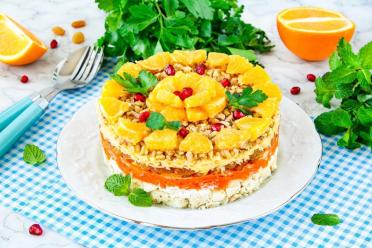 French Orange & Raisin Salad