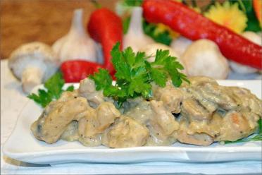 Creamy Turkey and Mushroom Stew