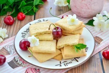 Easy Homemade Galette Cookies