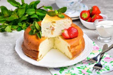 Fluffy Raisin Cottage Cheese Soufflé Casserole