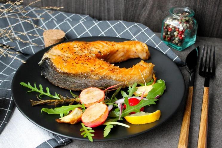 Pan-Fried Juicy Pink Salmon: Quick and Easy Recipe Pan-Fried Juicy Pink Salmon: Quick and Easy Recipe