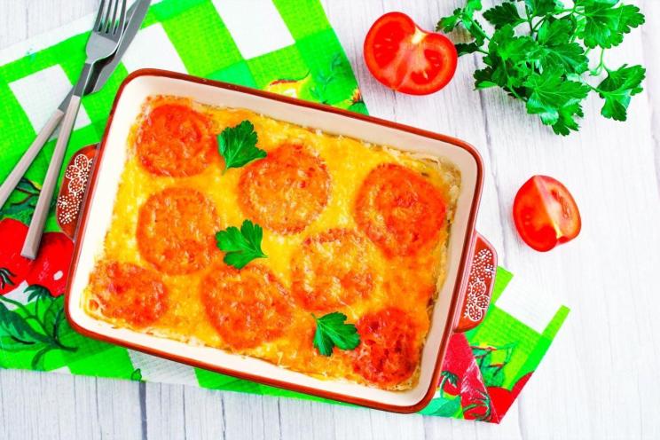 Cheesy Zucchini and Tomato Oven Casserole