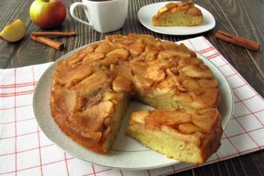 Caramelized Upside-Down Apple Pie