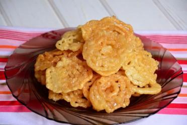 Crispy Homemade Indian Jalebis