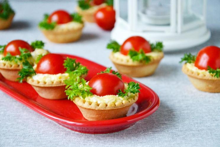 Tomato Cheese Tartlets