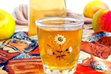 Easy Apple Spice Tincture
