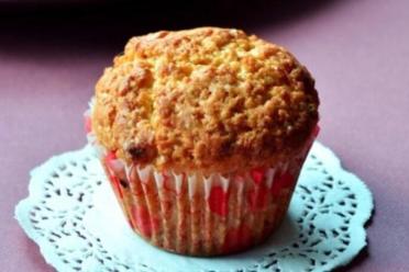 Crispy Kefir Jam-Filled Muffins for Breakfast