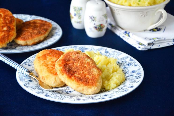 Pan-Fried Chicken Cutlets