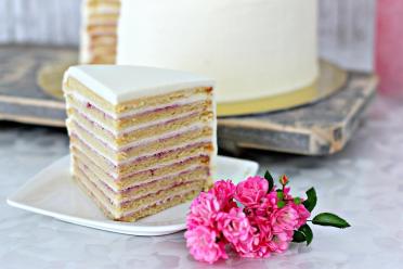 Strawberry Jam Cottage Cheese Shortbread Cake