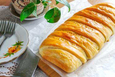 Meat-Filled Kulebyaka Pie