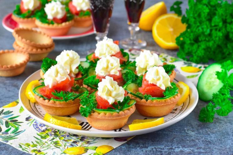 Curd Cheese, Cucumber & Fish Tartlets