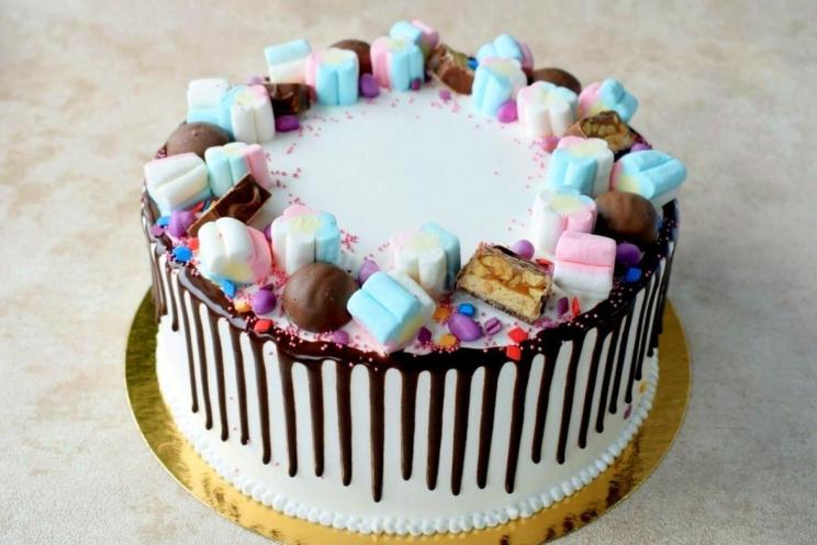 Sour Cream Sponge Cake Delight