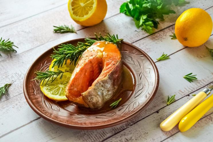 Oven-Baked Juicy Trout Steaks in Foil
